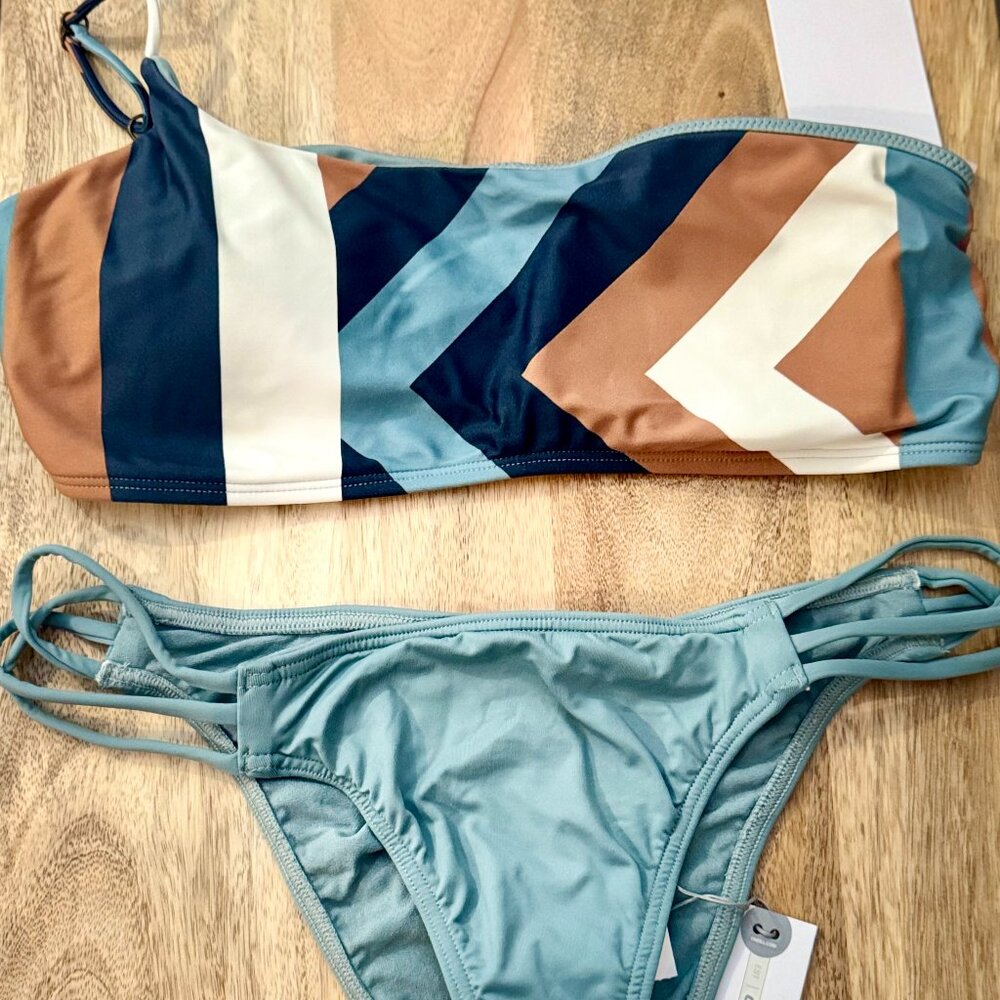 NWT O'Neill Multicolor Chevron Bikini